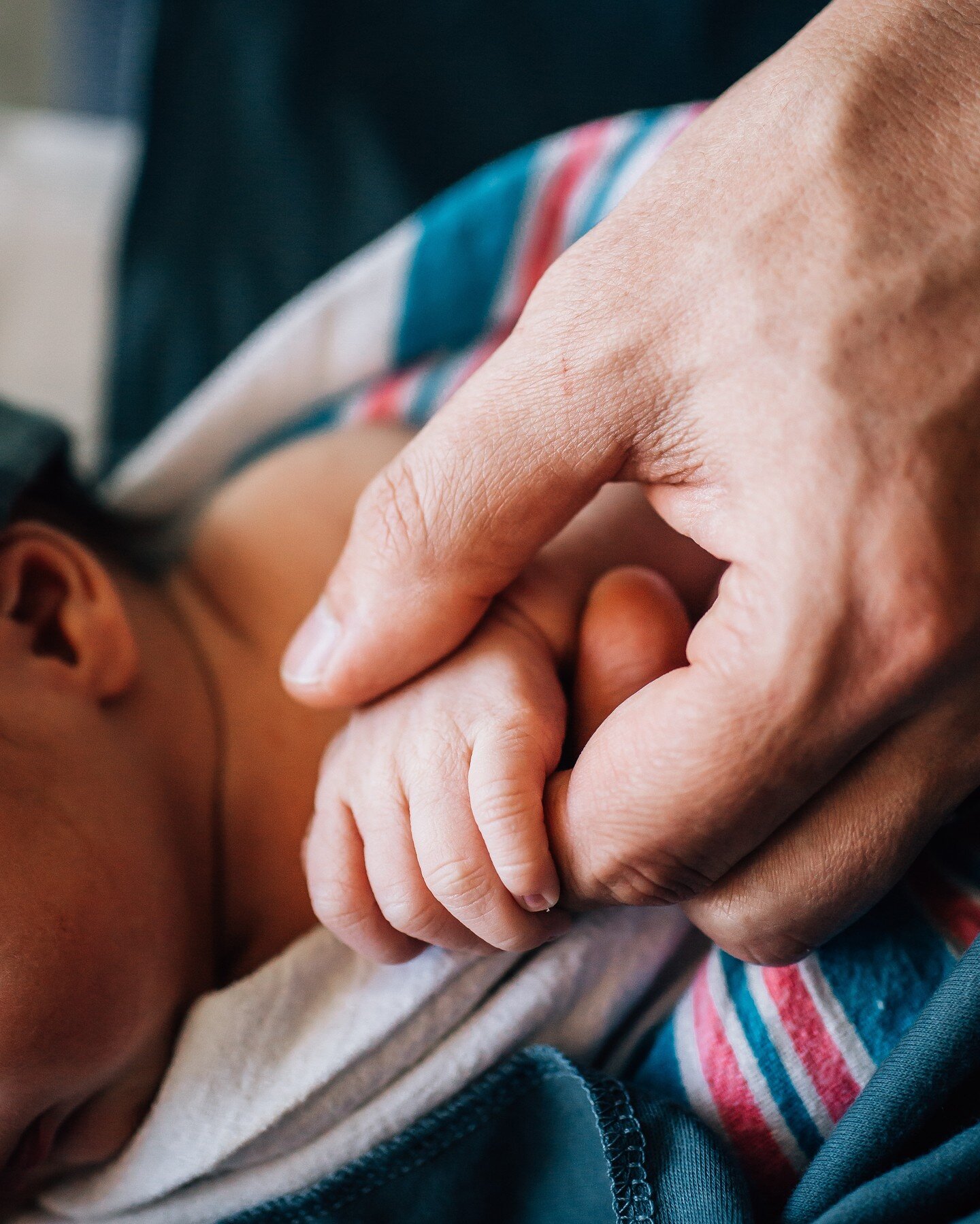 Be still my heart. While giving birth during a pandemic and not being allowed to have anyone in the room with me besides my husband I captured my own fresh 48 in the hospital. When the doctor came in to see how I was doing and saw me standing/hoverin